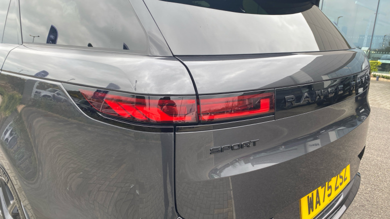 Land Rover Range Rover Sport 3.0 D250 Edition 5dr Auto Diesel Estate